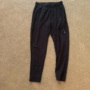 Black Nike jogger pants size small